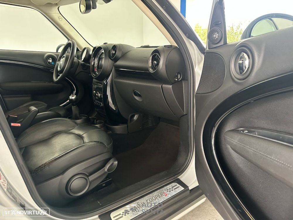 MINI Countryman Cooper SD ALL4 - 12