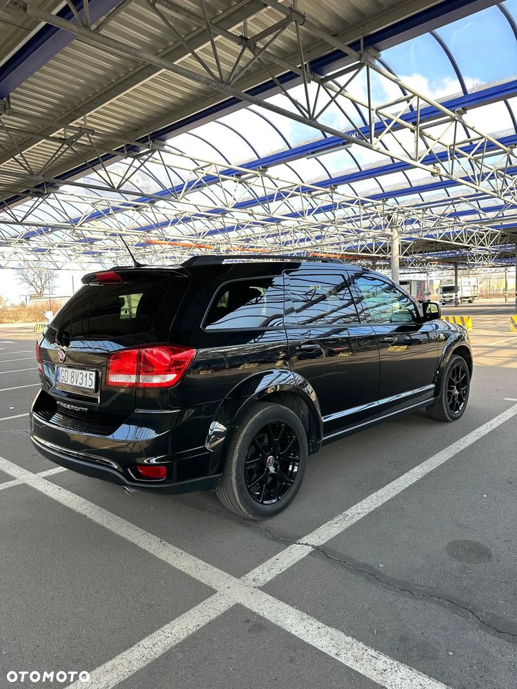 Fiat Freemont 2.0 Multijet 16V DPF Automatik Allrad Black Code - 25