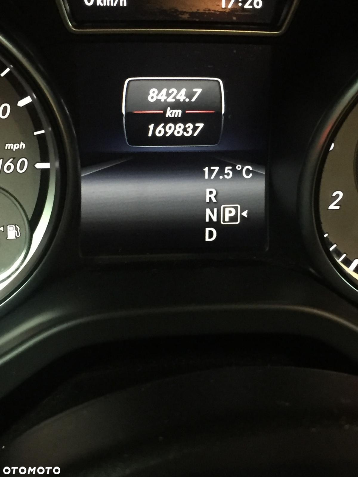 Mercedes-Benz CLA 250 4-Matic - 16