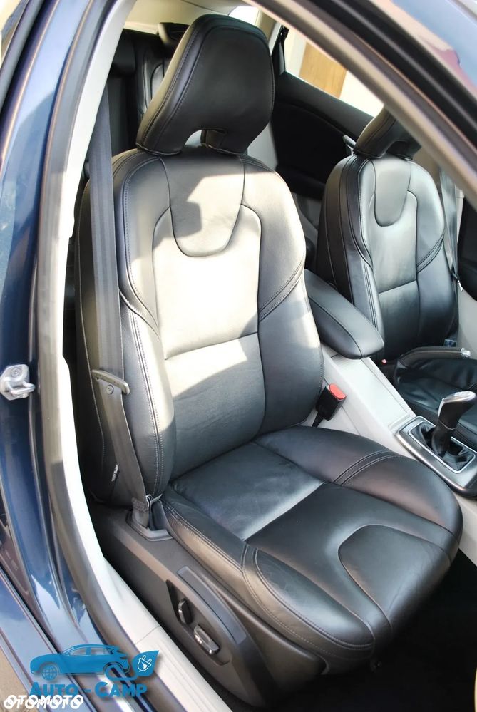 Volvo V40 D2 Summum - 15