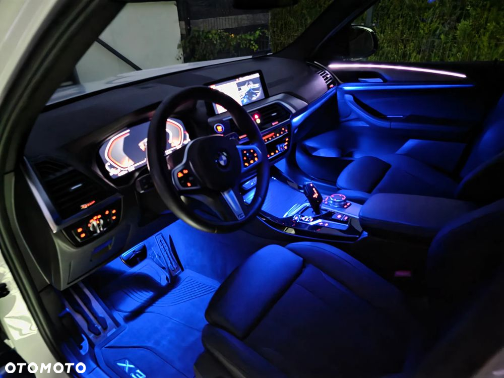 BMW X3 xDrive20i - 32