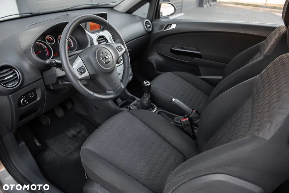Opel Corsa - 15