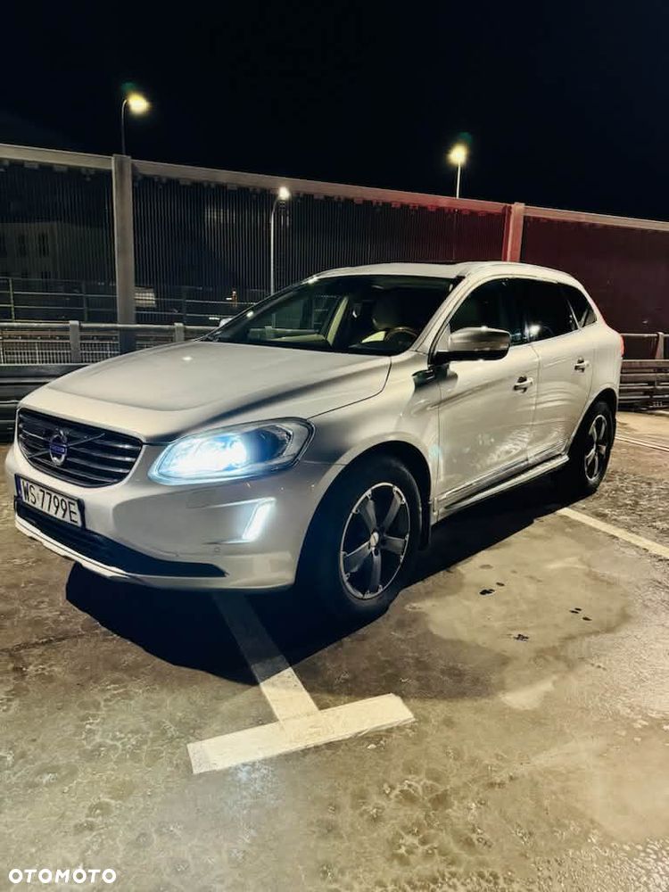 Volvo XC 60 D4 AWD Summum - 10