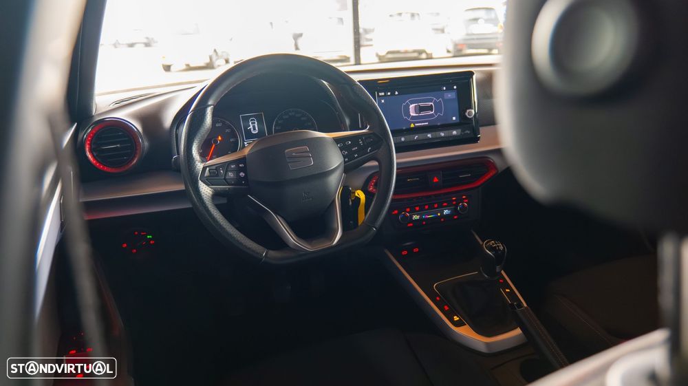 SEAT Arona 1.0 TSI FR - 25