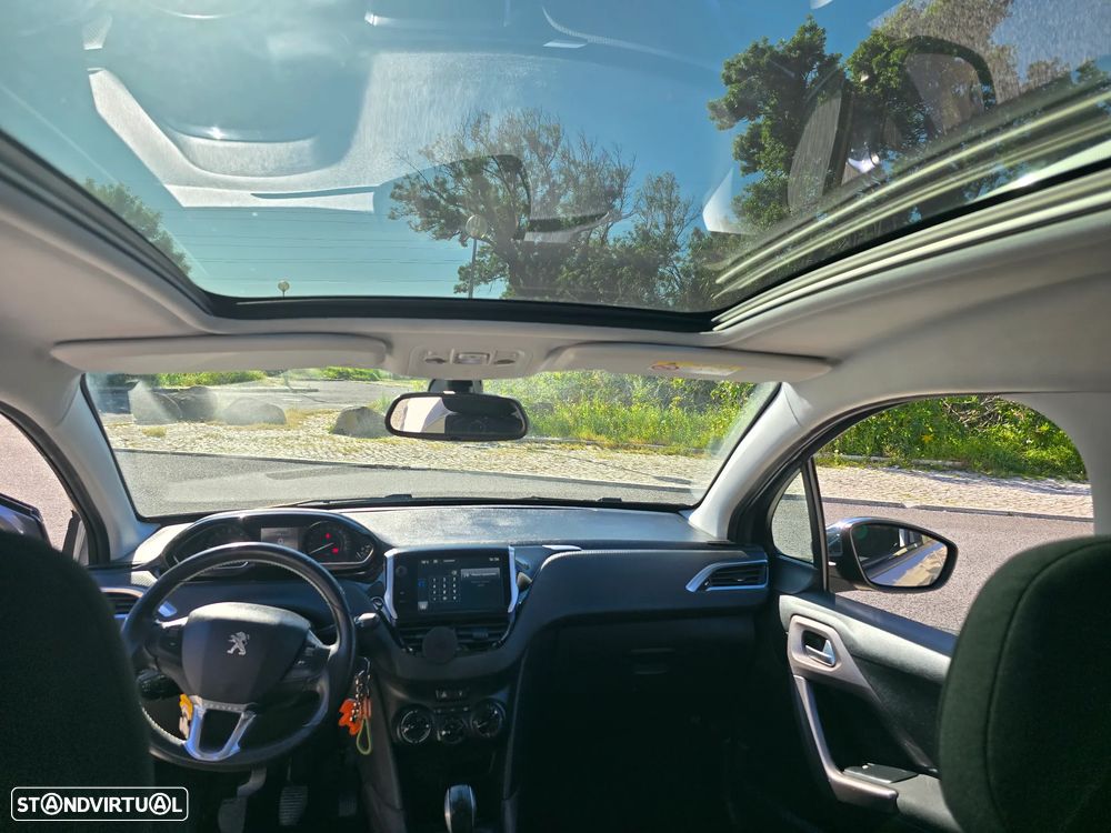 Peugeot 2008 - 10