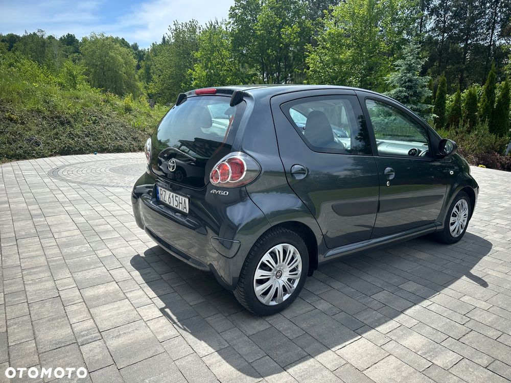 Toyota Aygo - 4