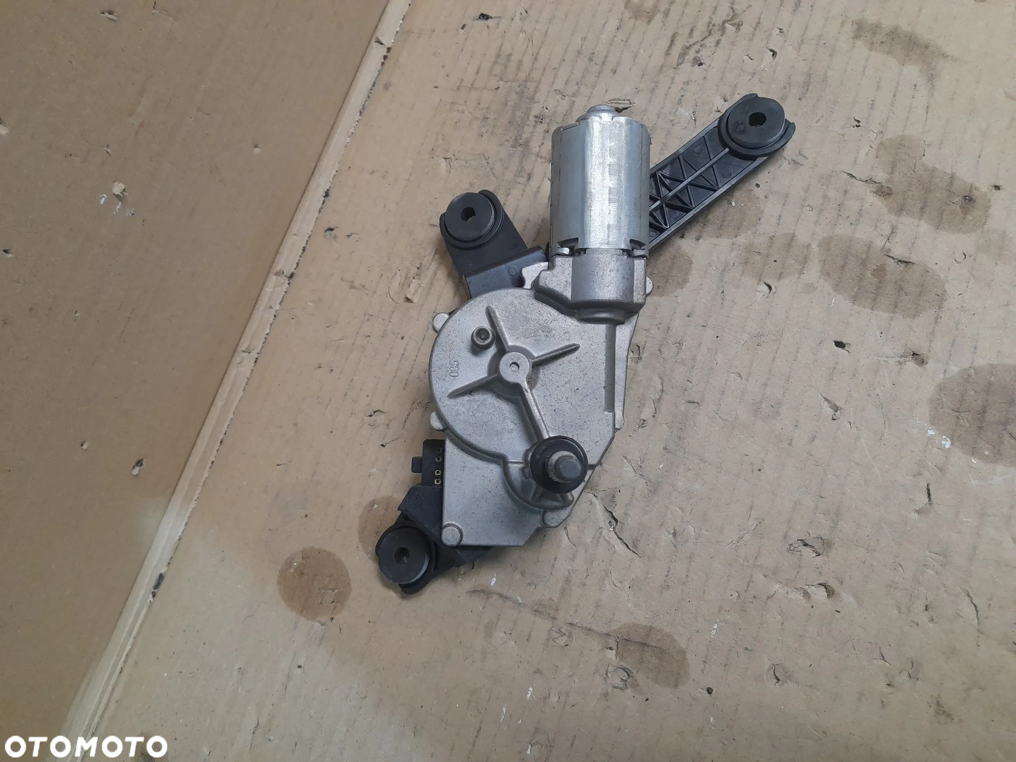 SILNICZEK WYCIERACZKI TYŁ HYUNDAI I10 nr 98700-0X000 98700-OX000 - 4