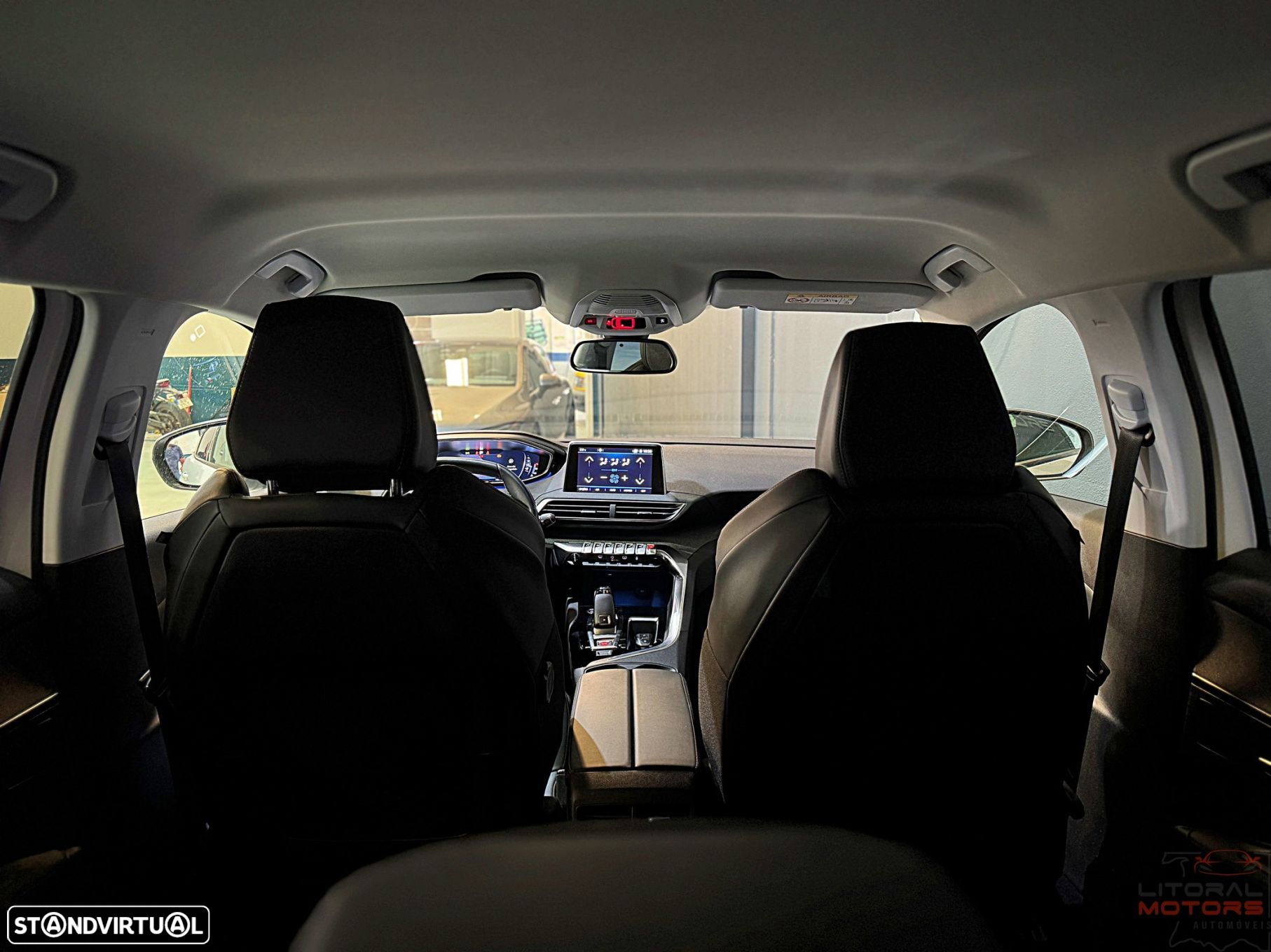 Peugeot 3008 1.2 PureTech Allure Pack EAT8 - 37