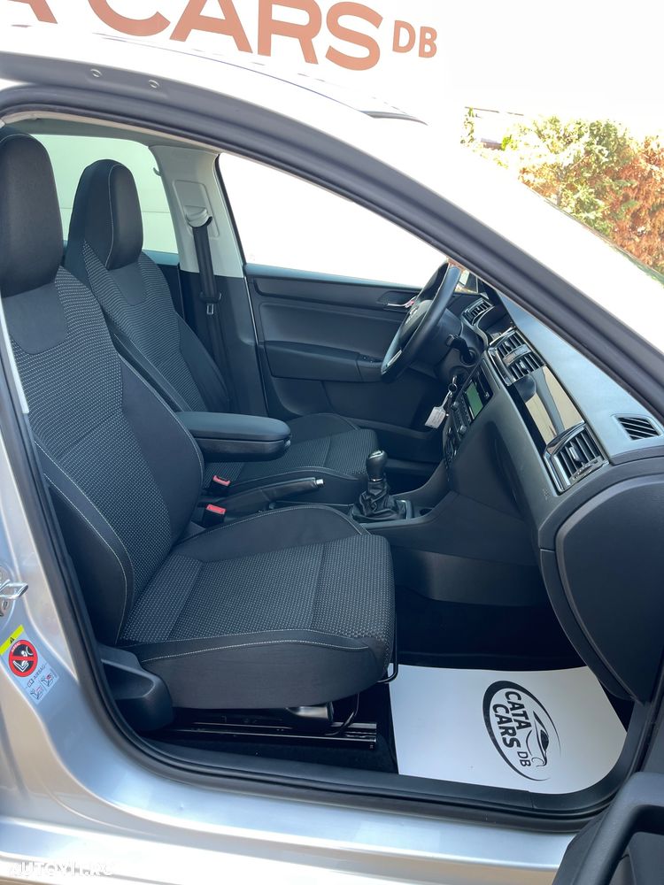 Skoda RAPID 1.2 TSI Ambition - 24
