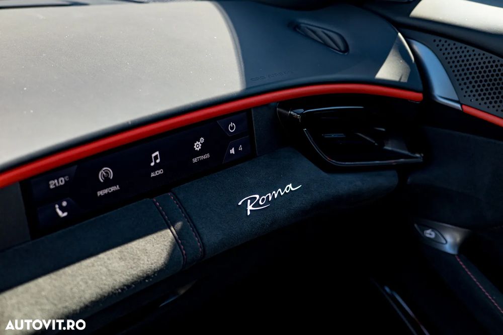 Ferrari Roma - 35