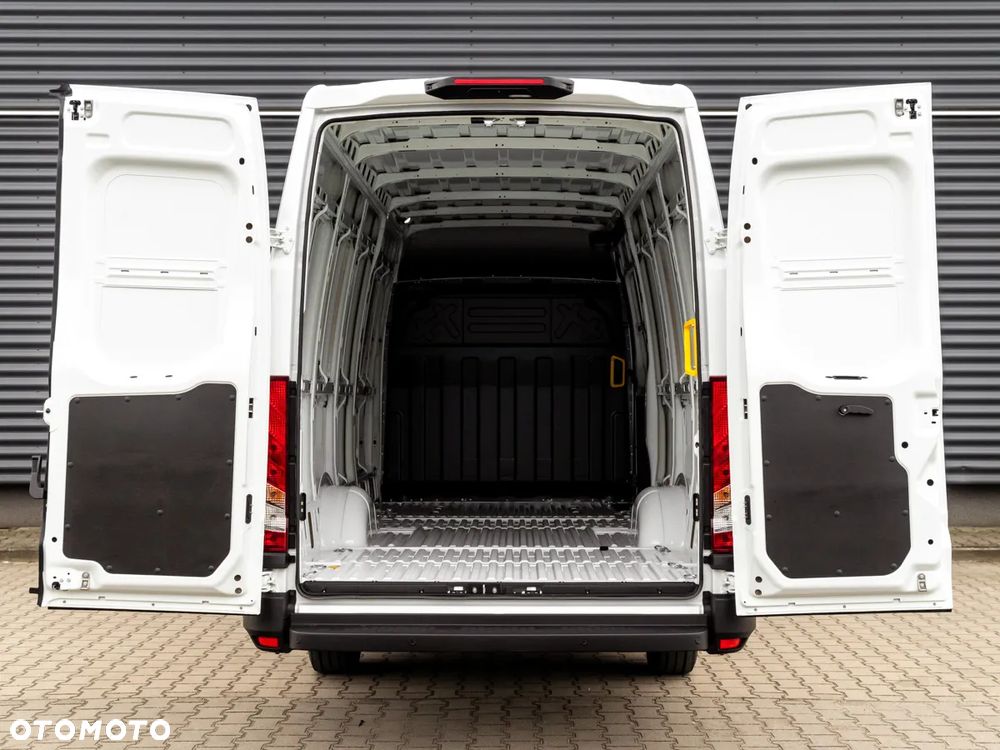 Iveco Daily 35S18HA8V 3.0 L4H2 - 8