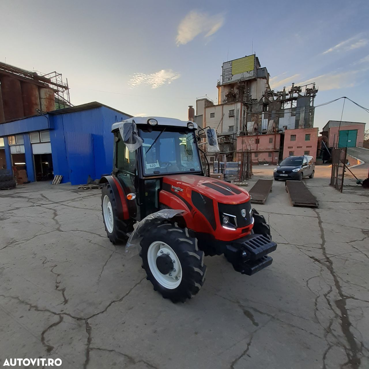 ARMATRAC 584 E - 10