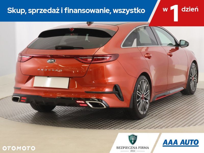 Kia ProCeed - 7
