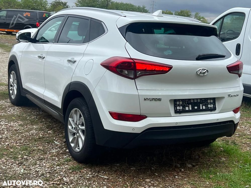 Hyundai Tucson - 4