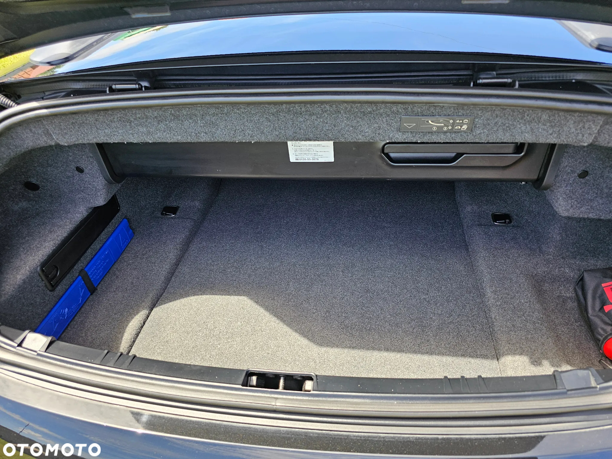 BMW Seria 6 650 i - 24