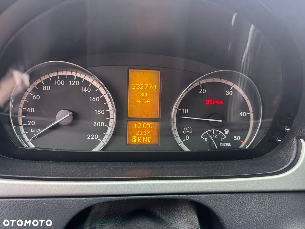Mercedes-Benz Vito - 7