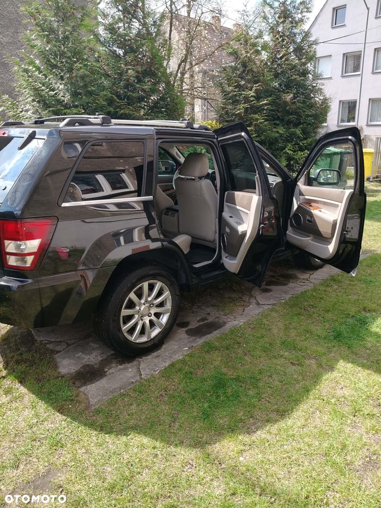 Jeep Grand Cherokee - 4