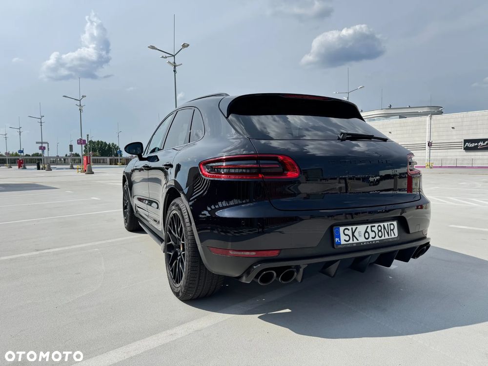 Porsche Macan - 8