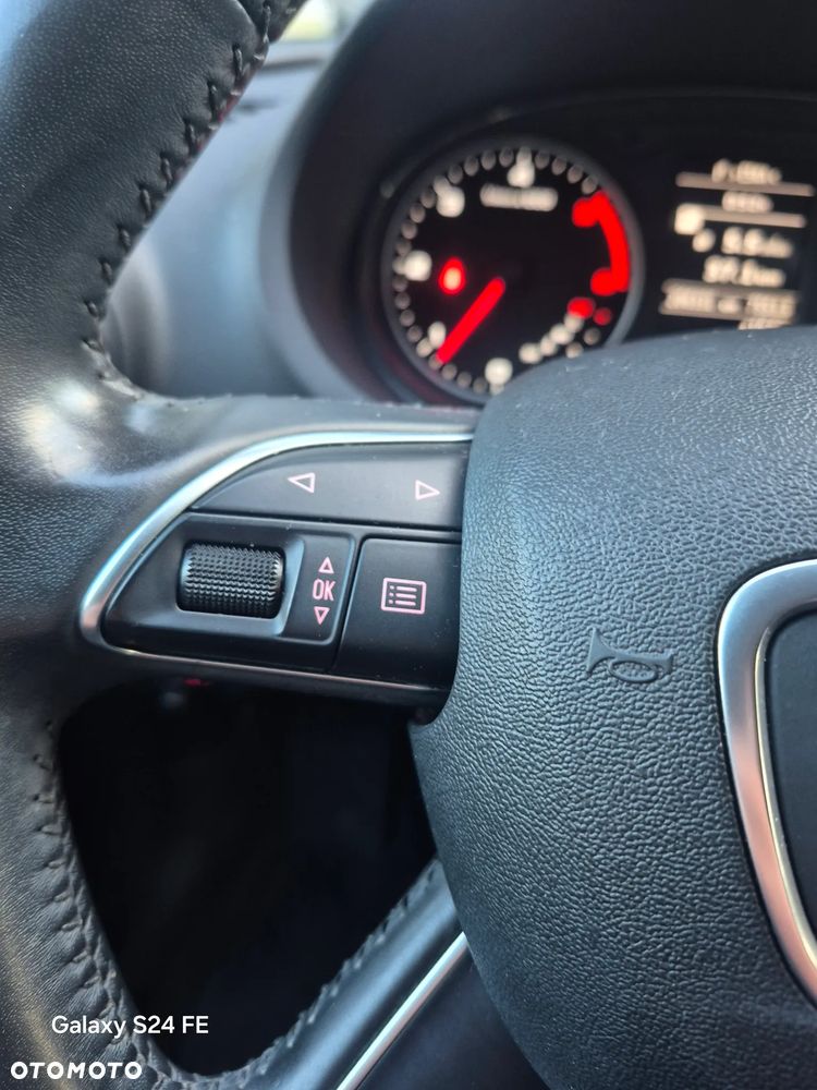 Audi A3 Sportback 1.6 TDI S line Sportpaket - 11