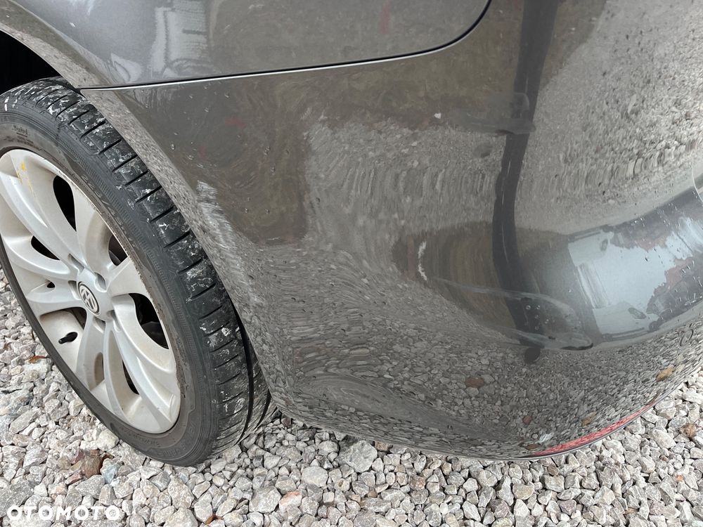 Volkswagen Touran 2.0 TDI Highline - 21