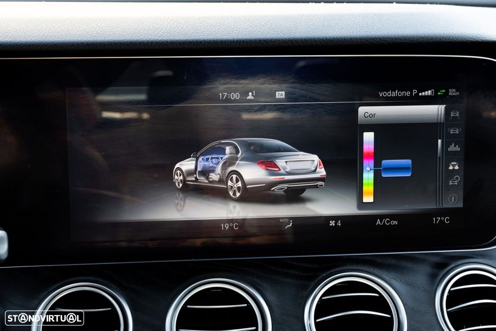 Mercedes-Benz E 220 d Avantgarde - 21