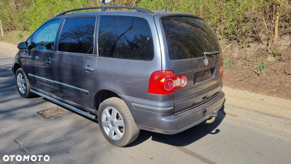Volkswagen Sharan 2.0 TDI Sportline - 5