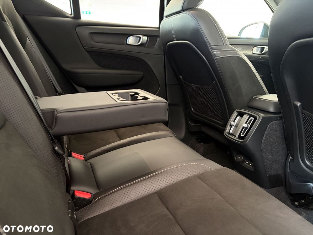 Volvo XC 40 T5 AWD Geartronic R-Design - 21