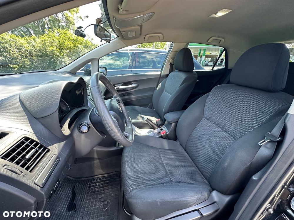 Toyota Auris - 5