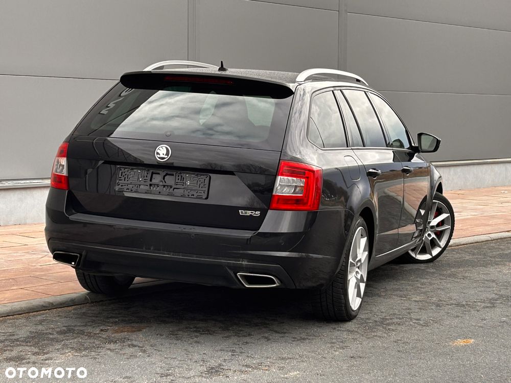 Skoda Octavia 2.0 TDI (Green tec) RS - 19