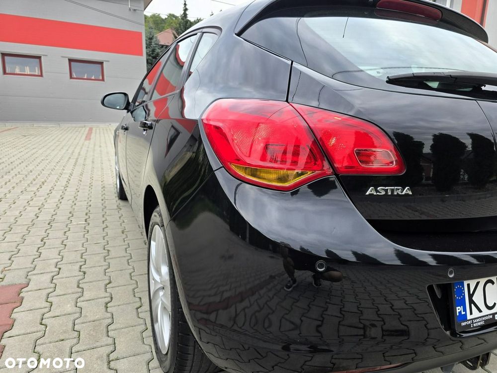 Opel Astra 1.6 Enjoy EU6 - 16