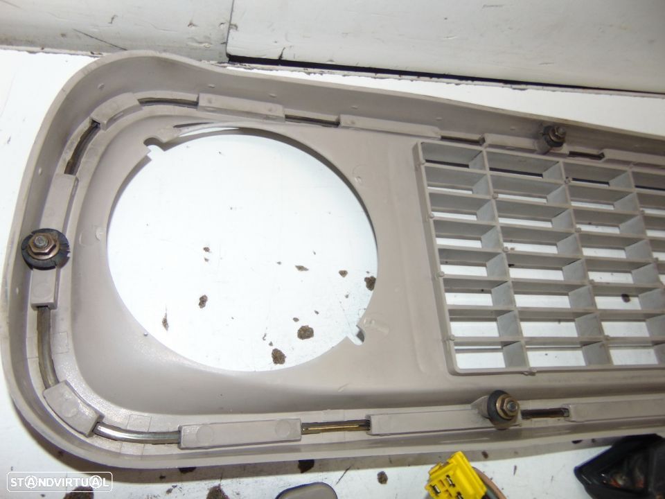 Renault 4l grelha - 8