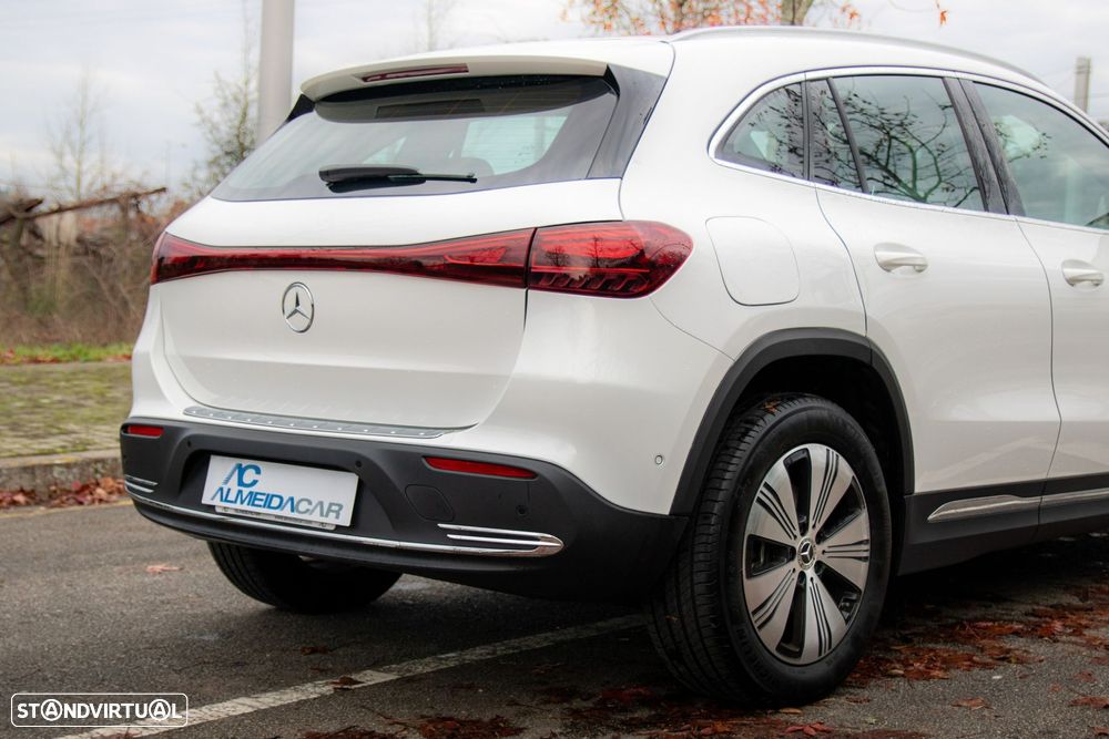 Mercedes-Benz EQA 300 4Matic Progressive - 26