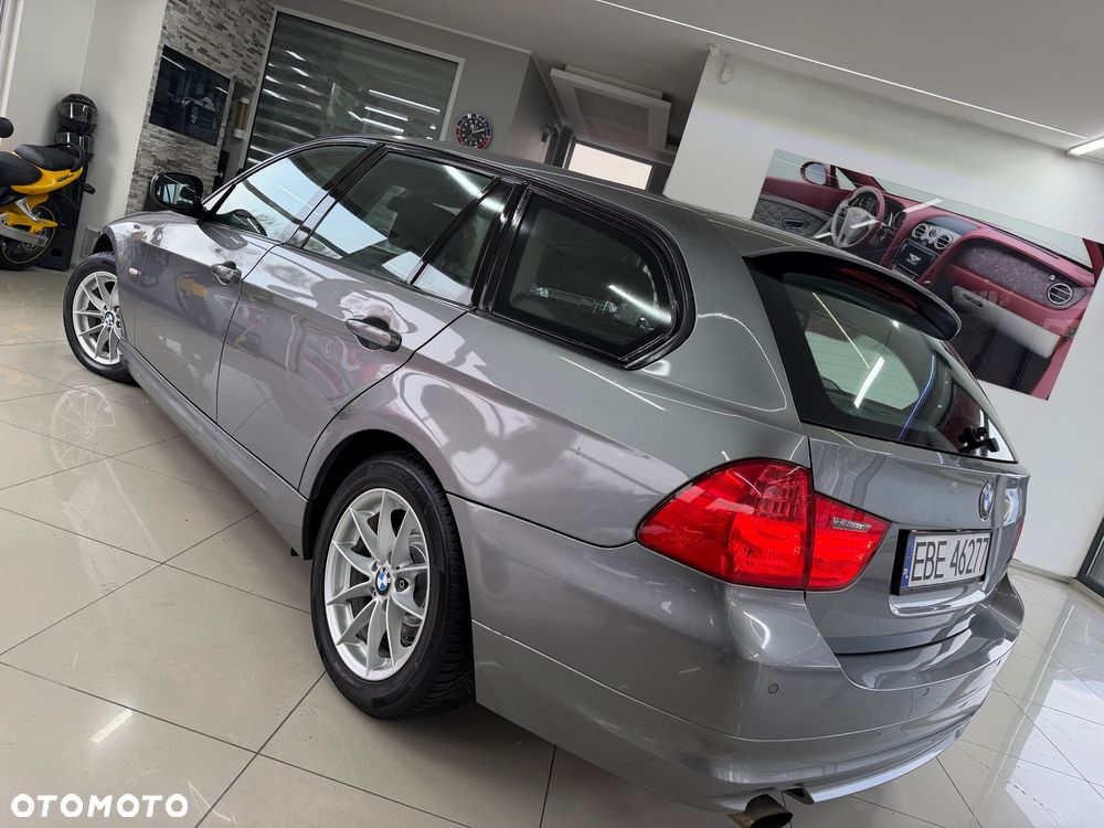 BMW Seria 3 - 17