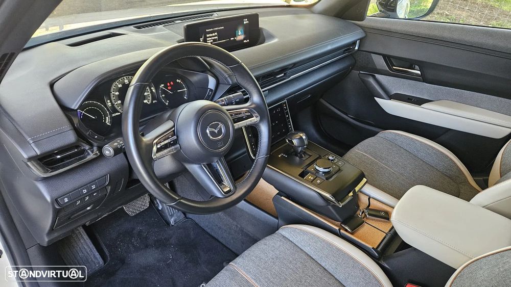 Mazda MX-30 e-SKYACTIV Advantage+Modern Confidence - 19