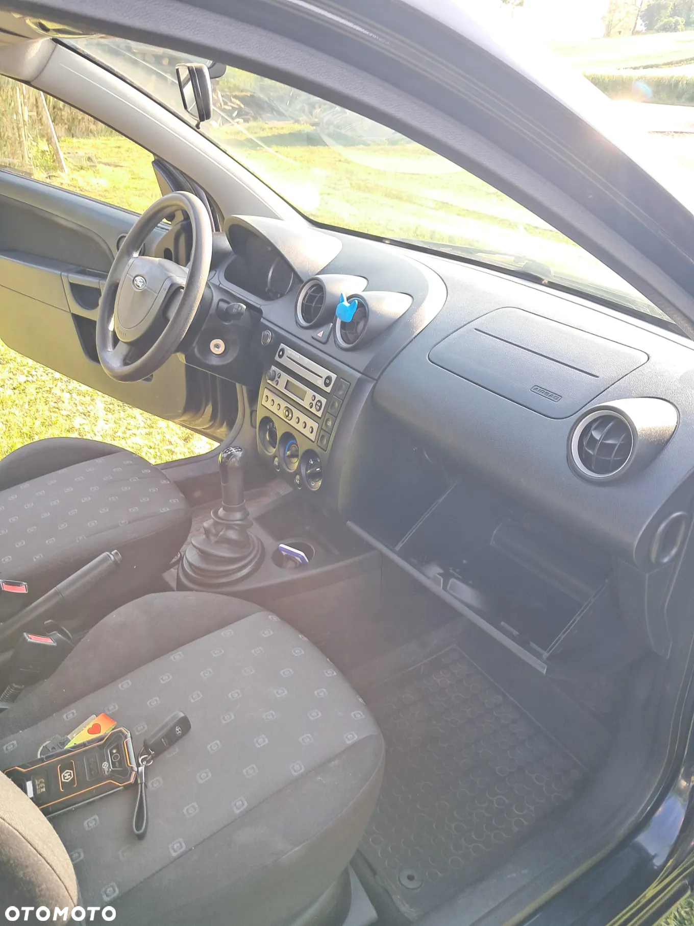 Ford Fiesta 1.3 Ambiente - 13