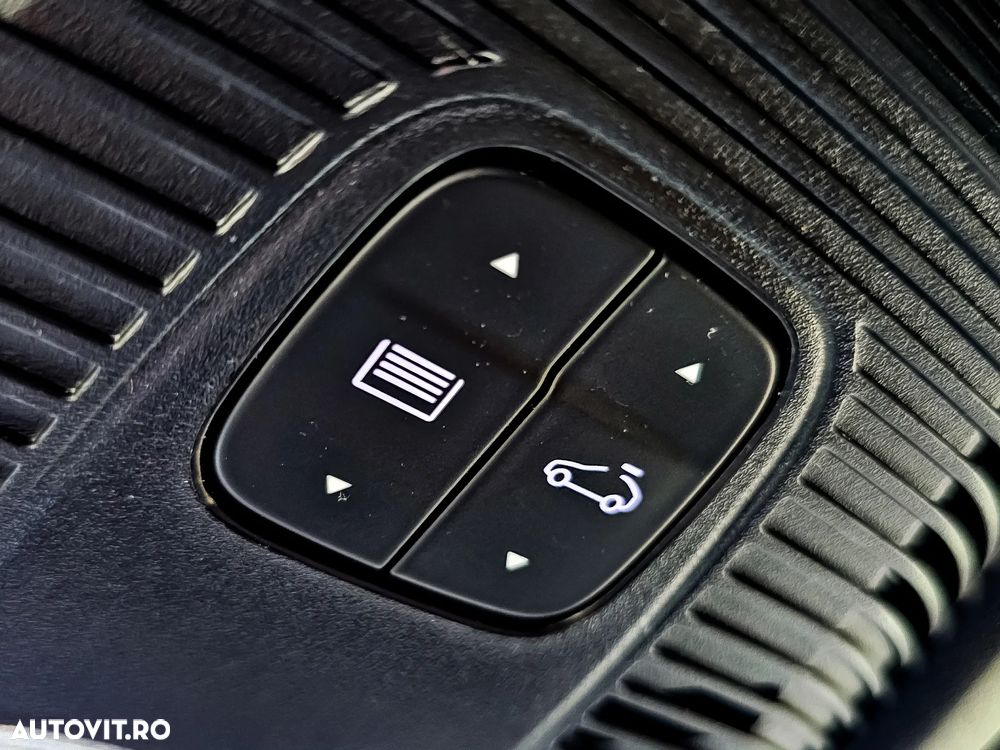 Peugeot 3008 PHEV 300 EAT8 4X4 GT - 25