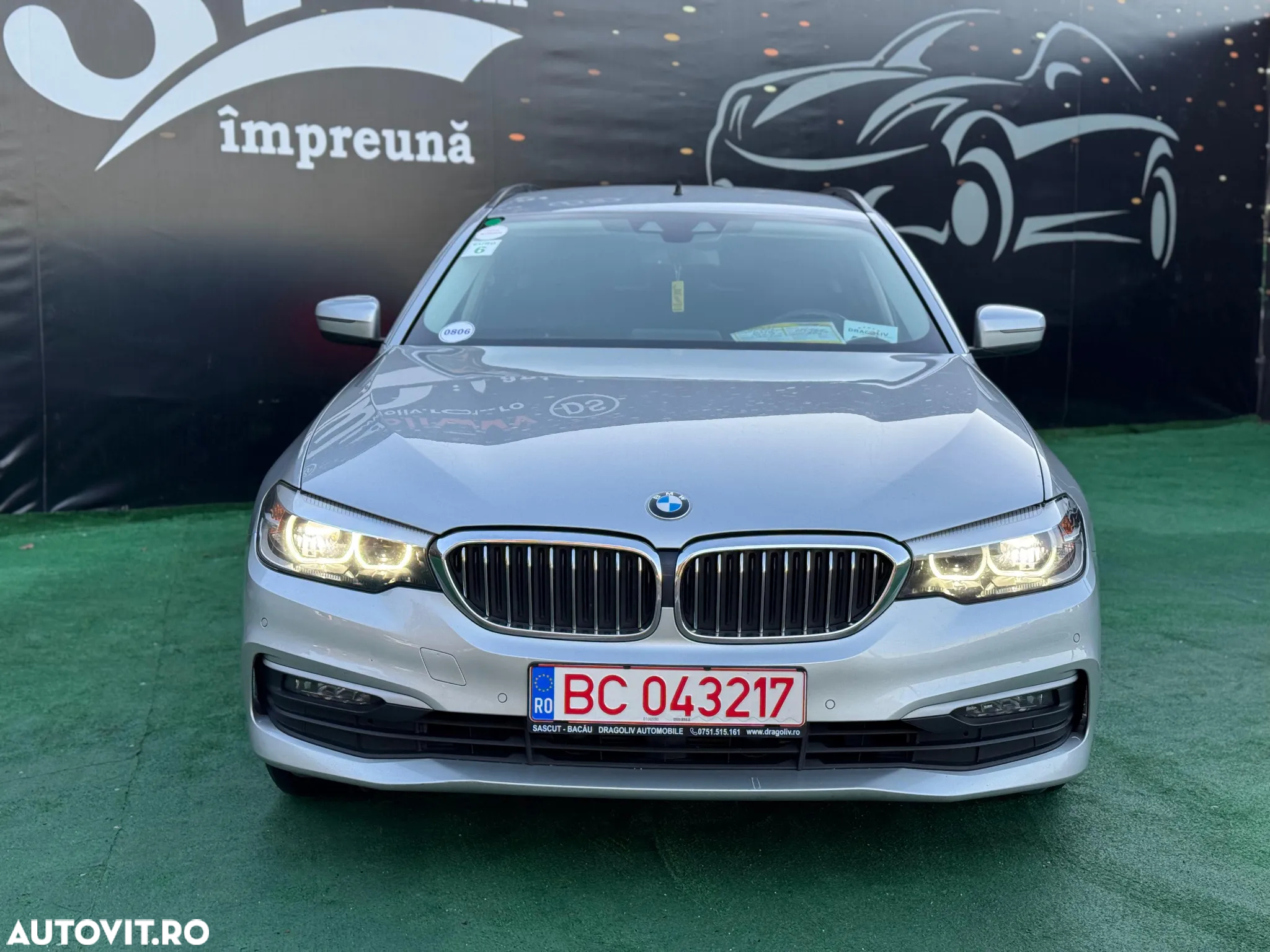 BMW Seria 5 520d Touring Aut. Luxury Line - 19
