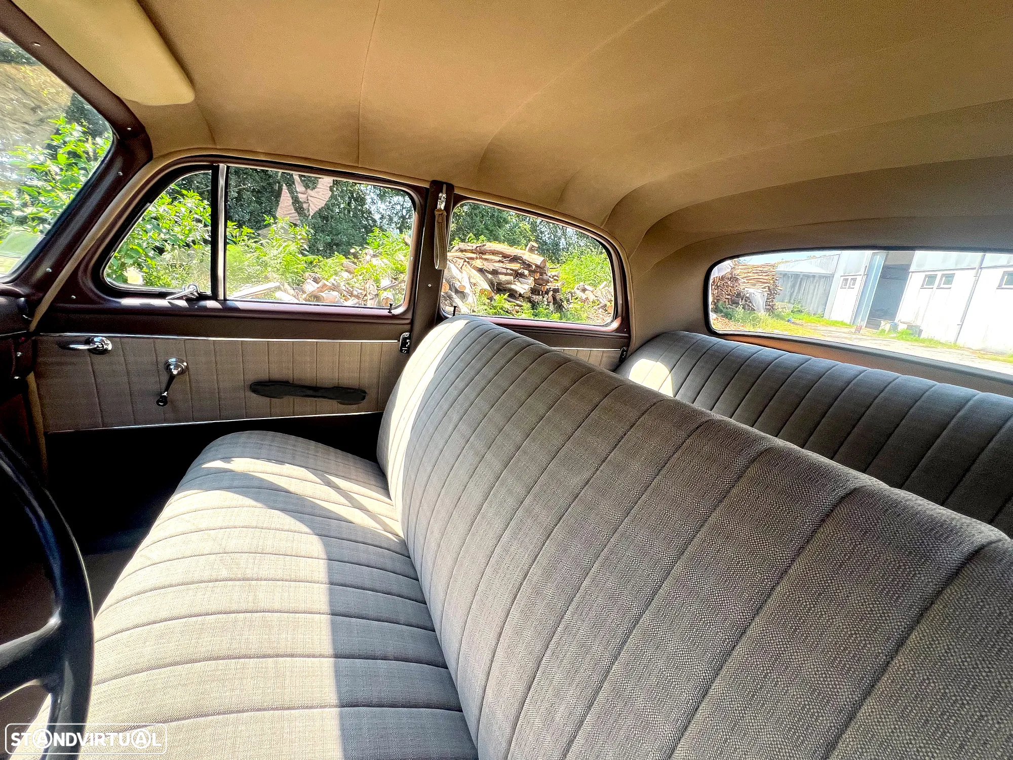 Mercedes-Benz 180 - 11