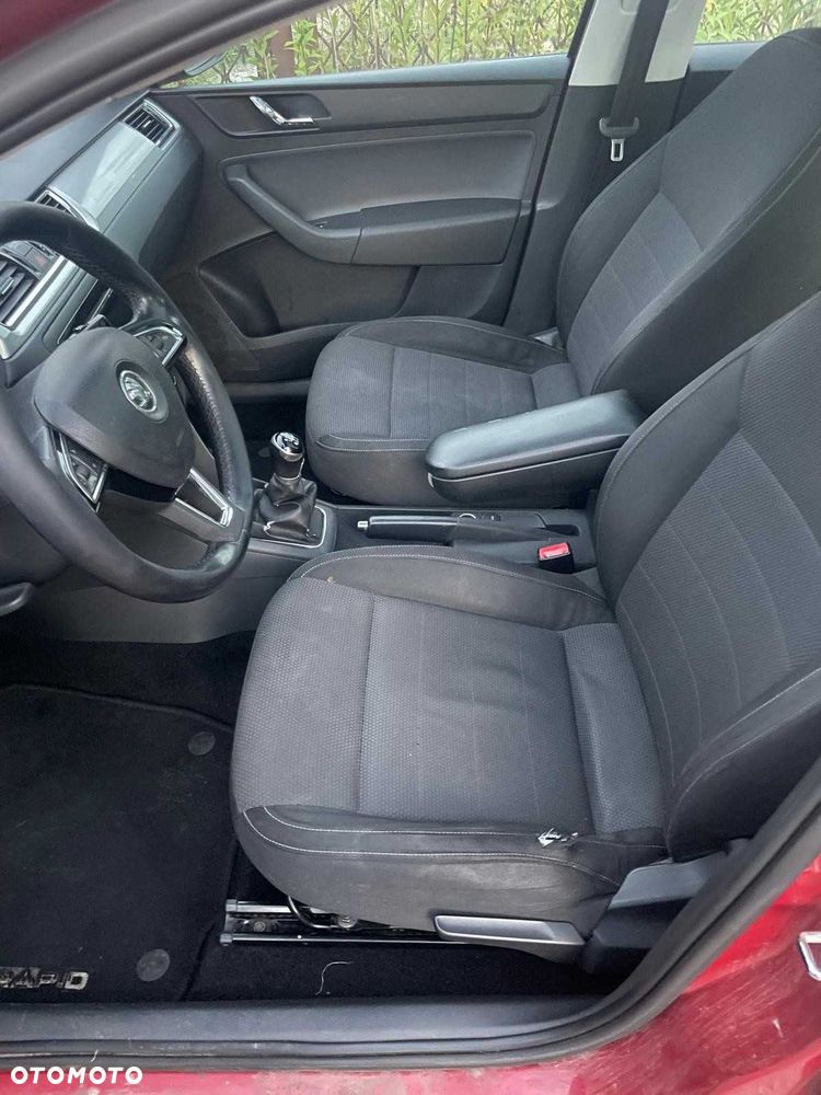 Skoda RAPID - 5