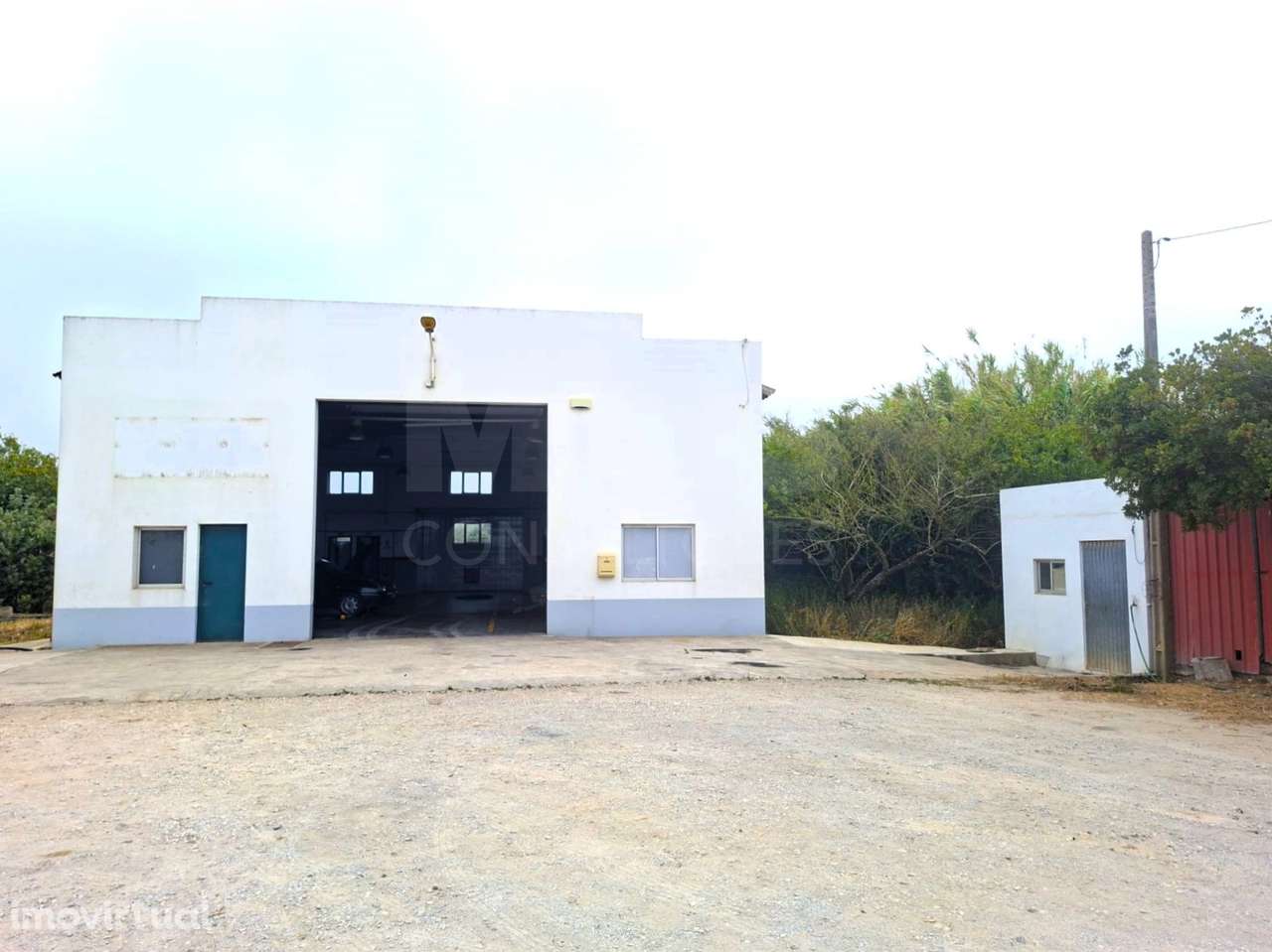 Armazém Industrial com 220m2 em Atouguia da Baleia - Grande imagem: 3/12