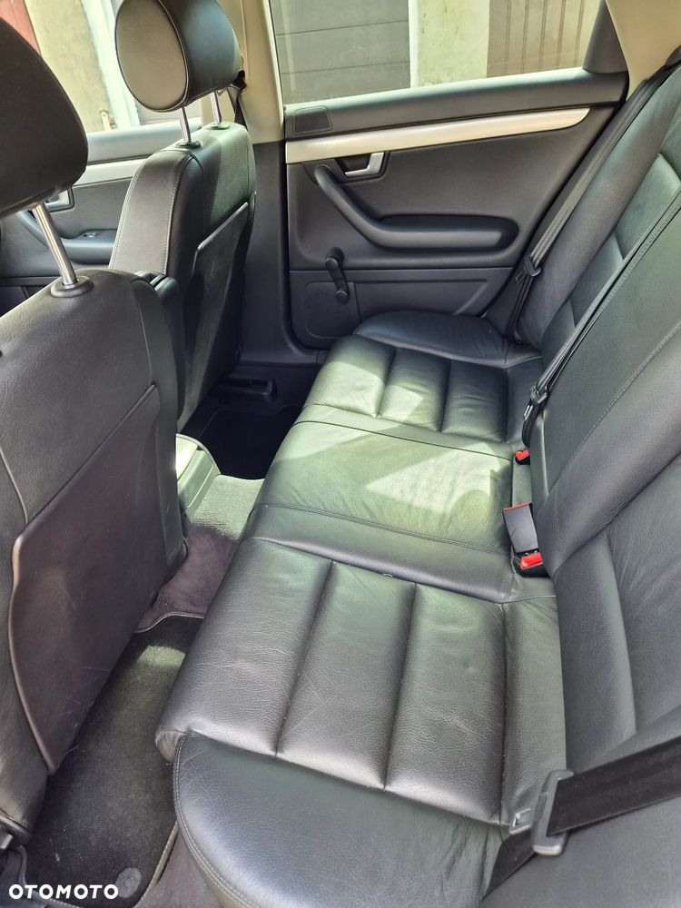 Audi A4 Avant - 8