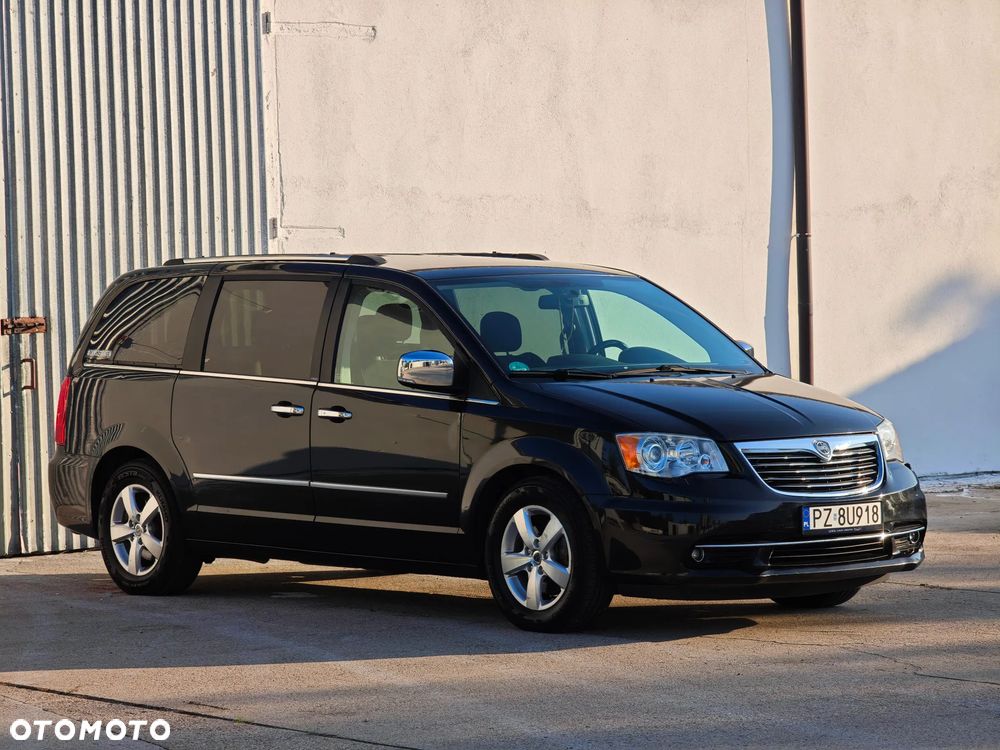 Lancia Voyager 2.8CRD Platinum - 8