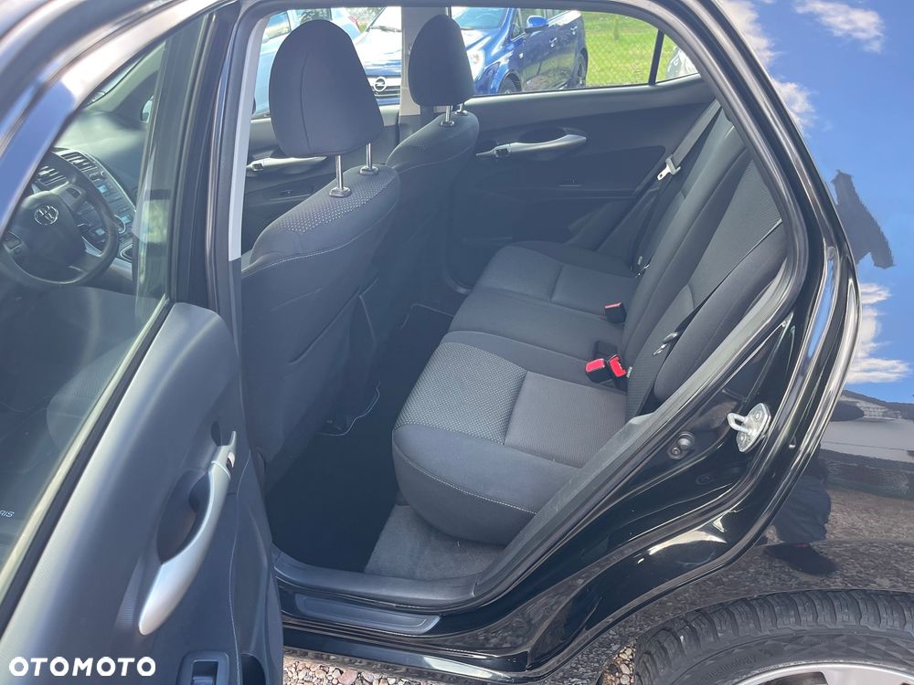 Toyota Auris - 10