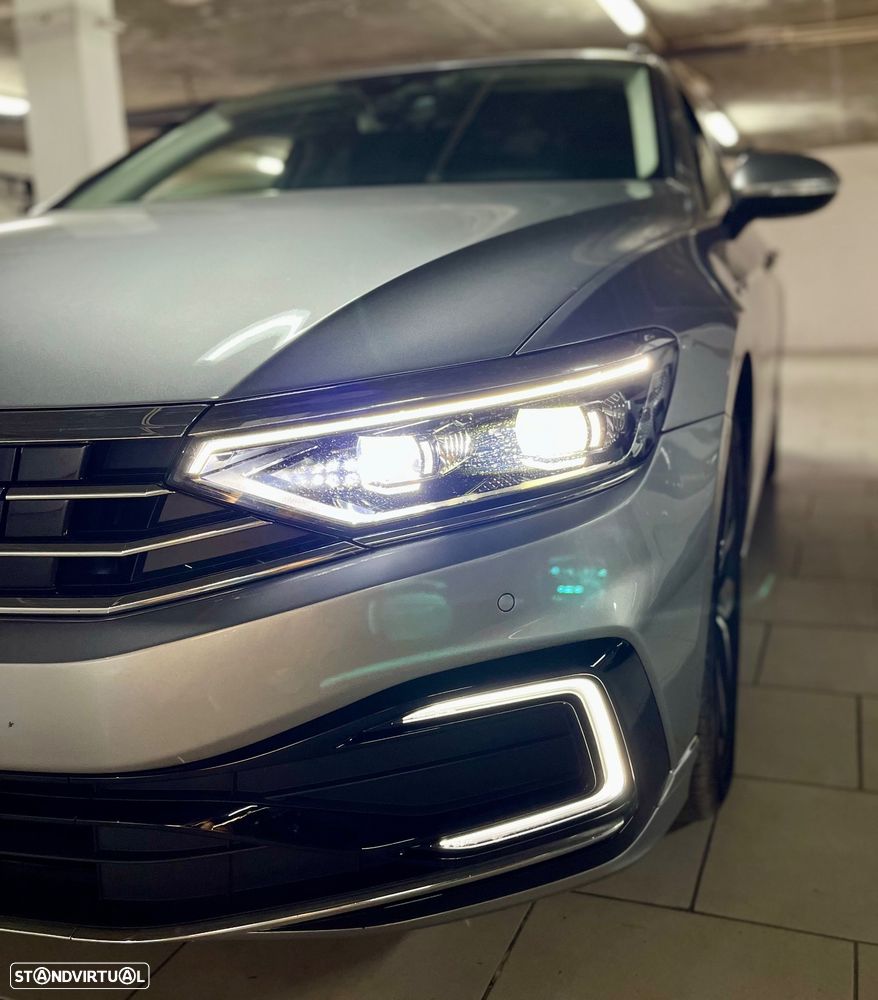 VW Passat Variant - 20