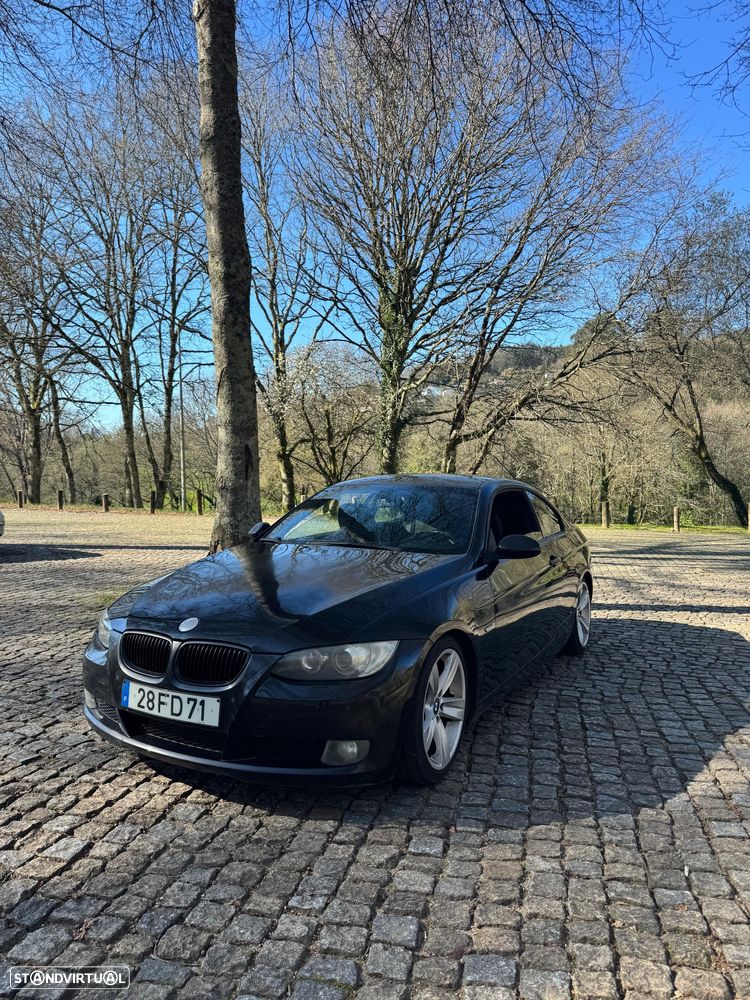 BMW 320 d Coupe - 4