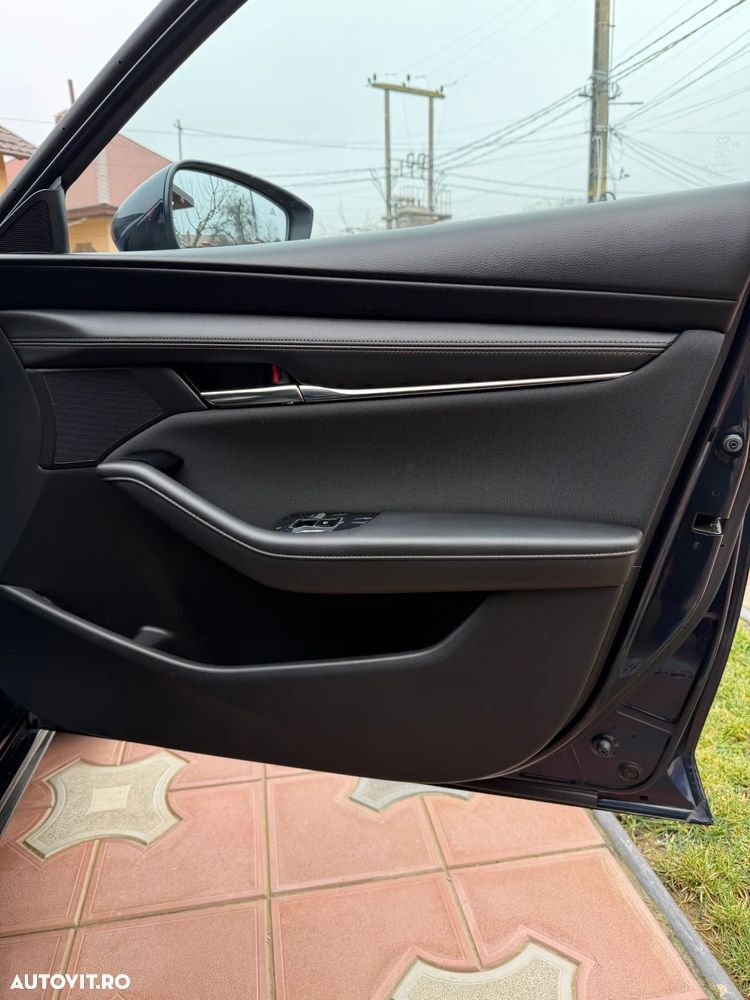 Mazda 3 G150 MHEV Plus - 17