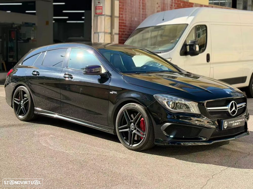 Mercedes-Benz CLA 45 AMG 4Matic 7G-DCT - 3