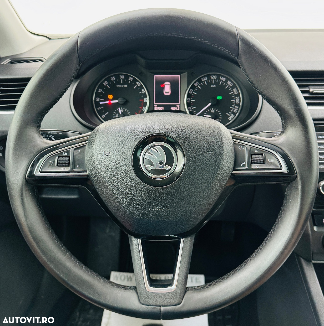 Skoda Octavia 2.0 TDI DSG Ambition - 27