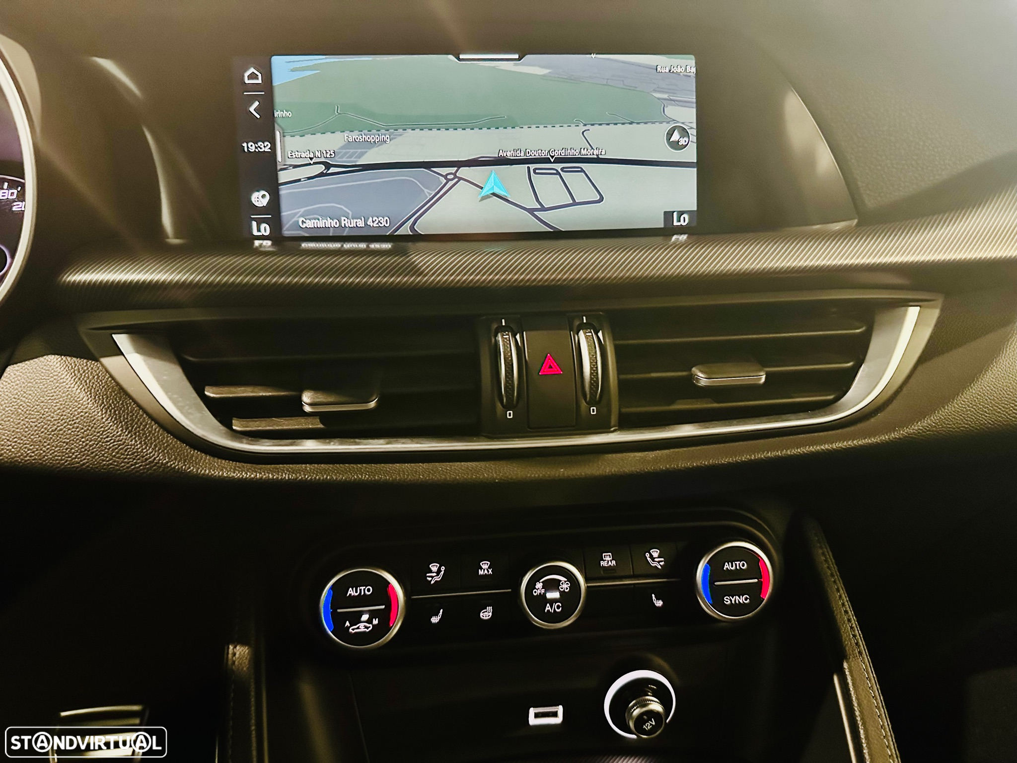 Alfa Romeo Stelvio 2.2 D Veloce Q4 AT8 - 30