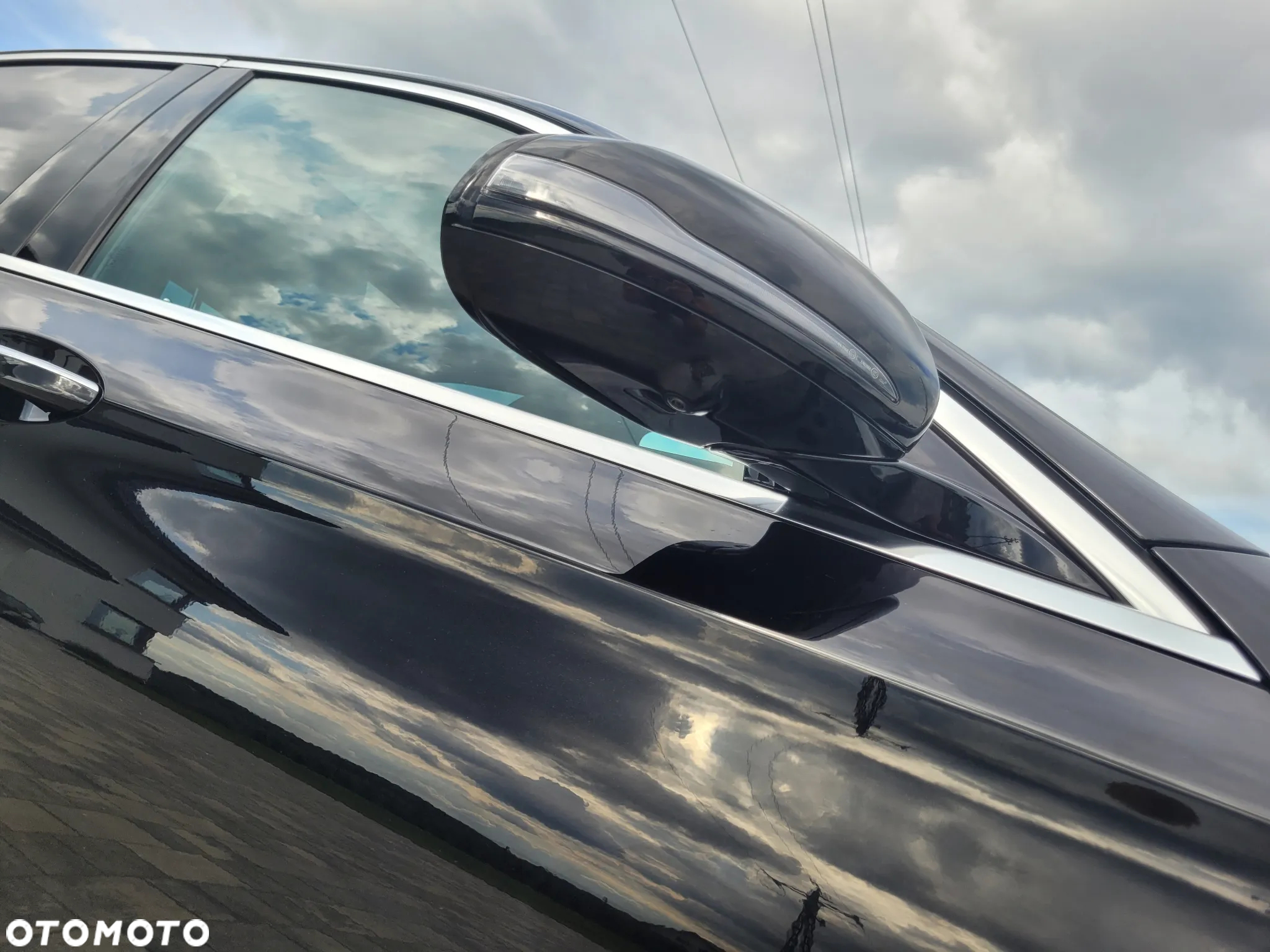 Mercedes-Benz Klasa E 220 d 4-Matic 9G-TRONIC - 12